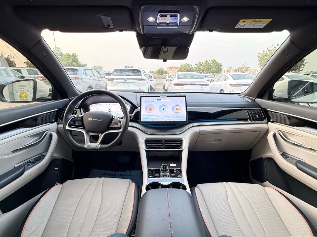 2024 BYD Song Plus DM-i Design thumbnail 2