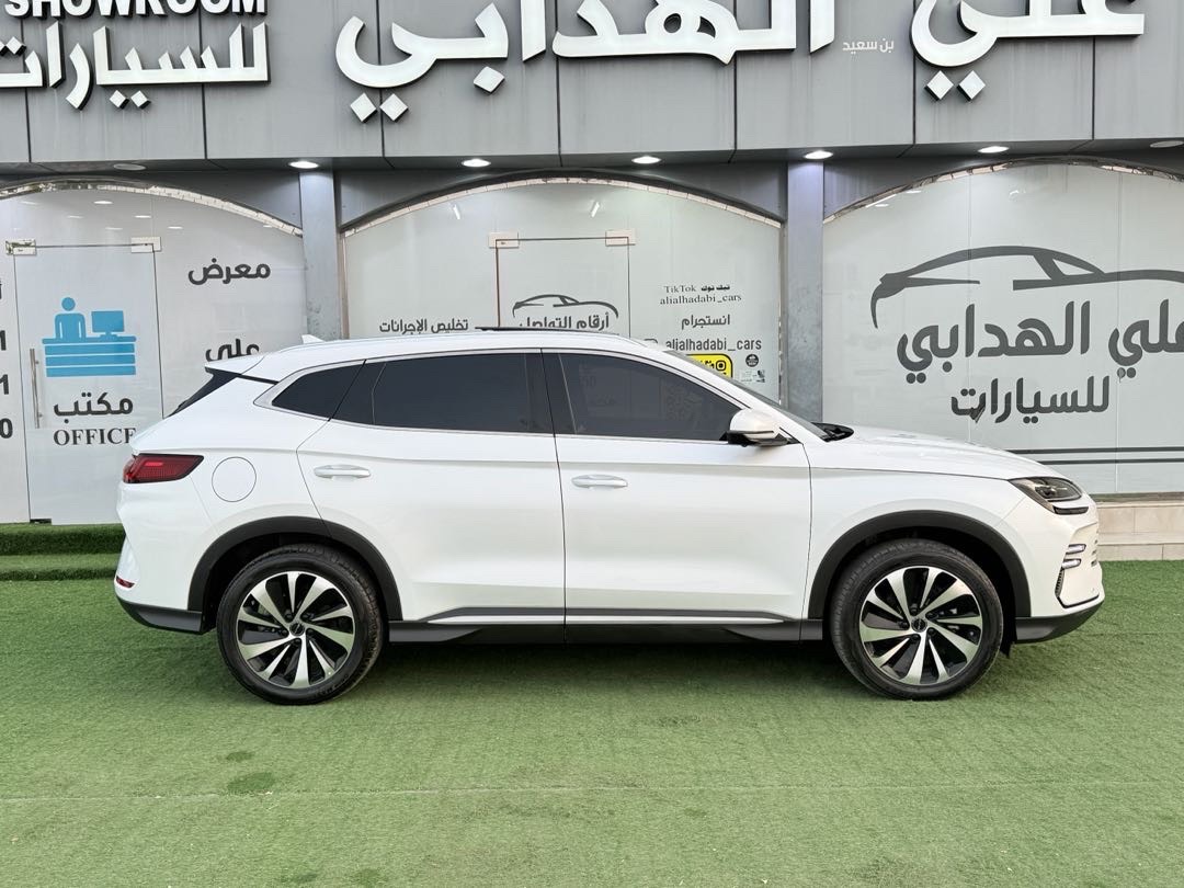 2024 BYD Song Plus DM-i Design thumbnail 12