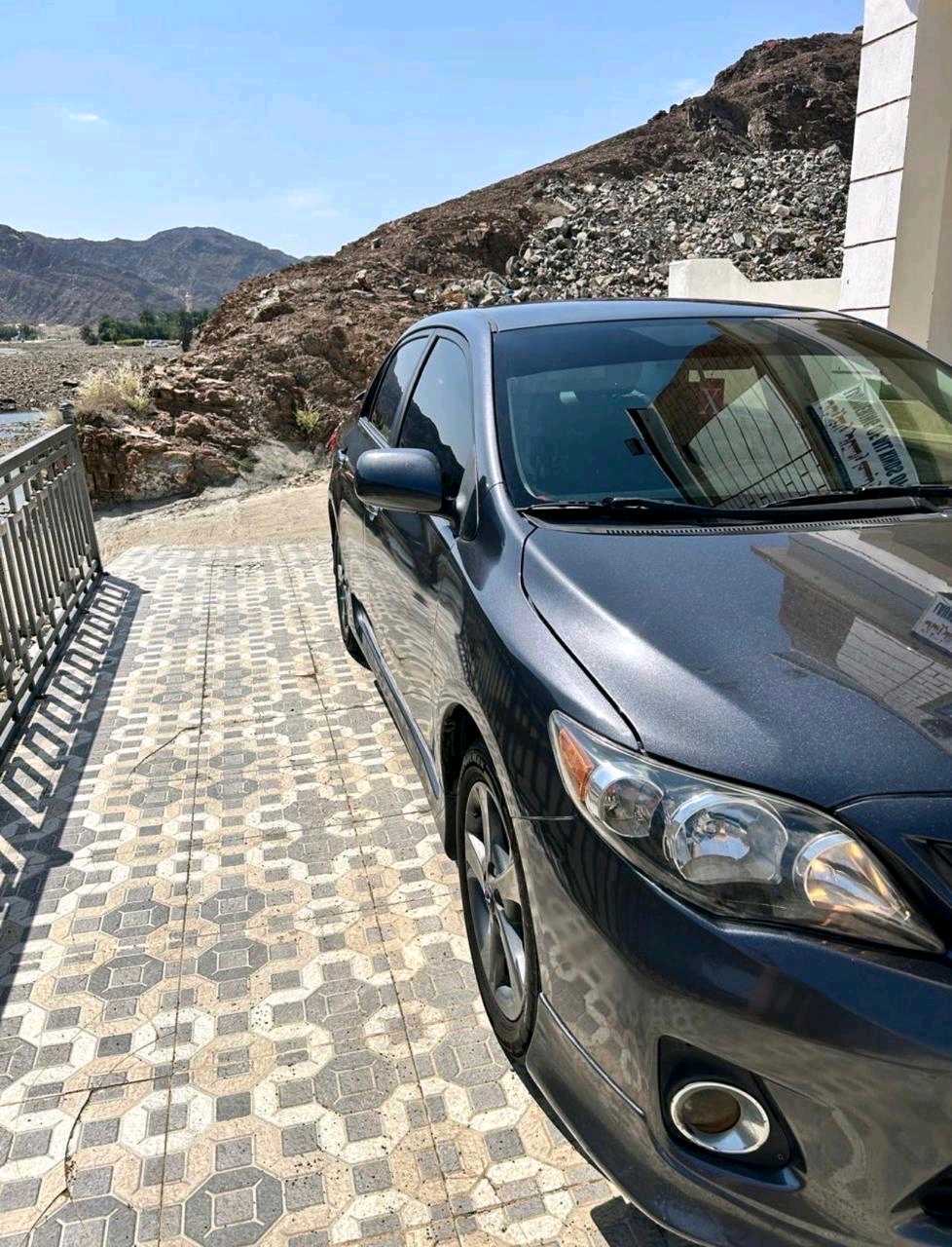 2013 Toyota Corolla L thumbnail 3