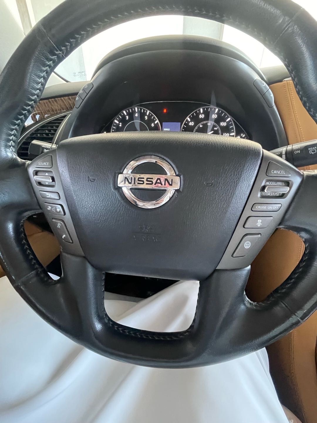 2018 Nissan Armada Platinum thumbnail 21