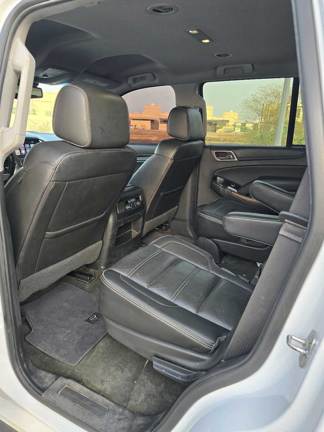 2018 GMC Yukon Denali thumbnail 15