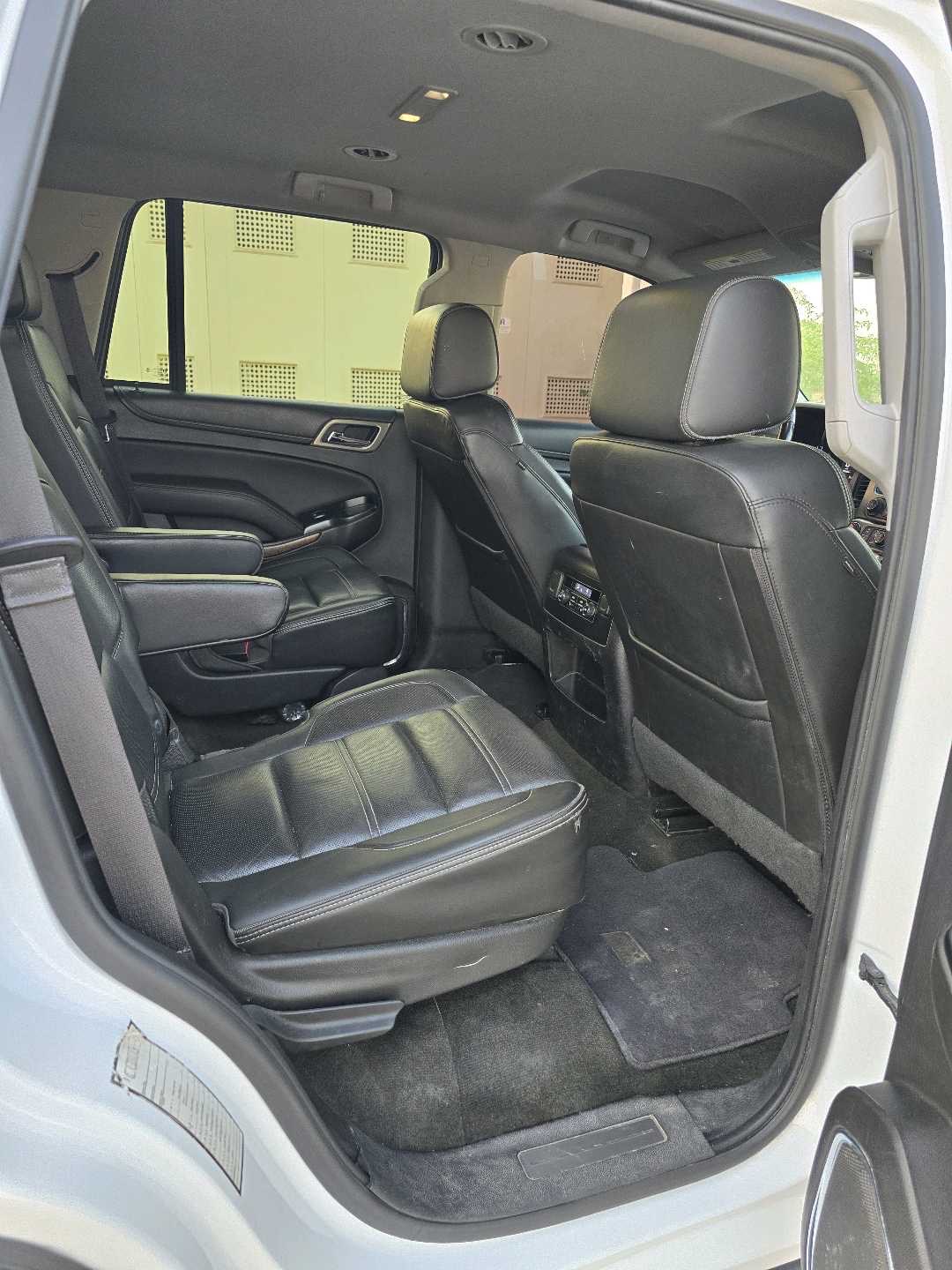 2018 GMC Yukon Denali thumbnail 16