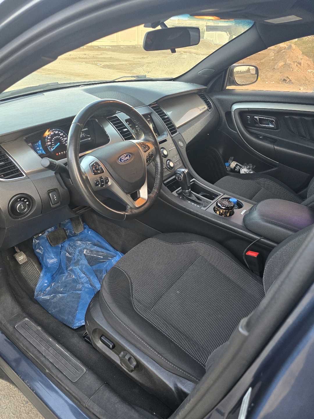 2019 Ford Taurus Z71 thumbnail 12