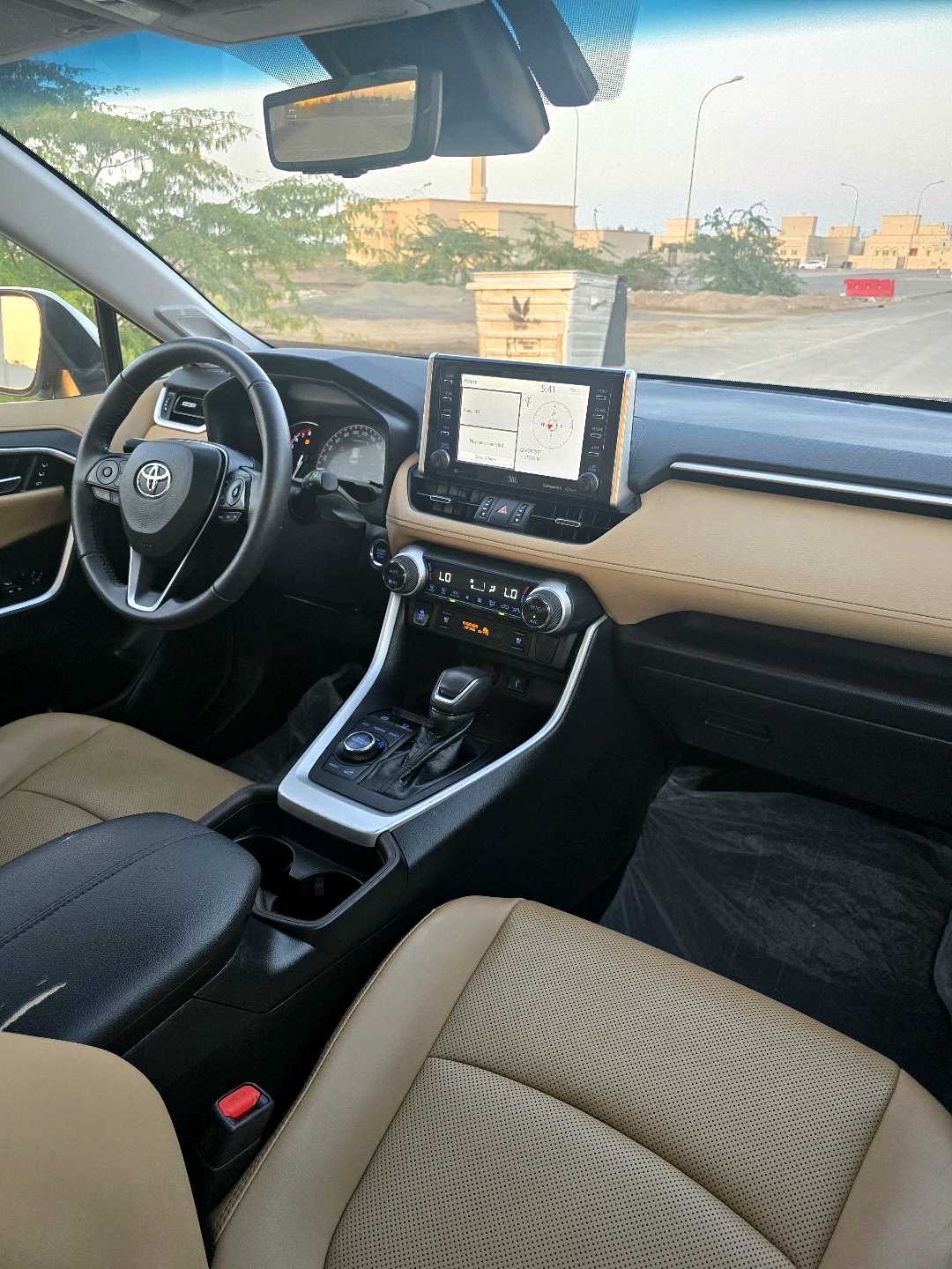 2021 Toyota Rav4 Limited thumbnail 7
