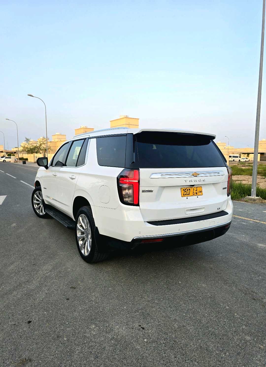 2021 Chevrolet Tahoe LT thumbnail 2