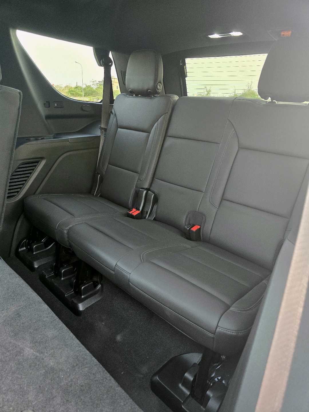 2021 Chevrolet Tahoe LT thumbnail 6