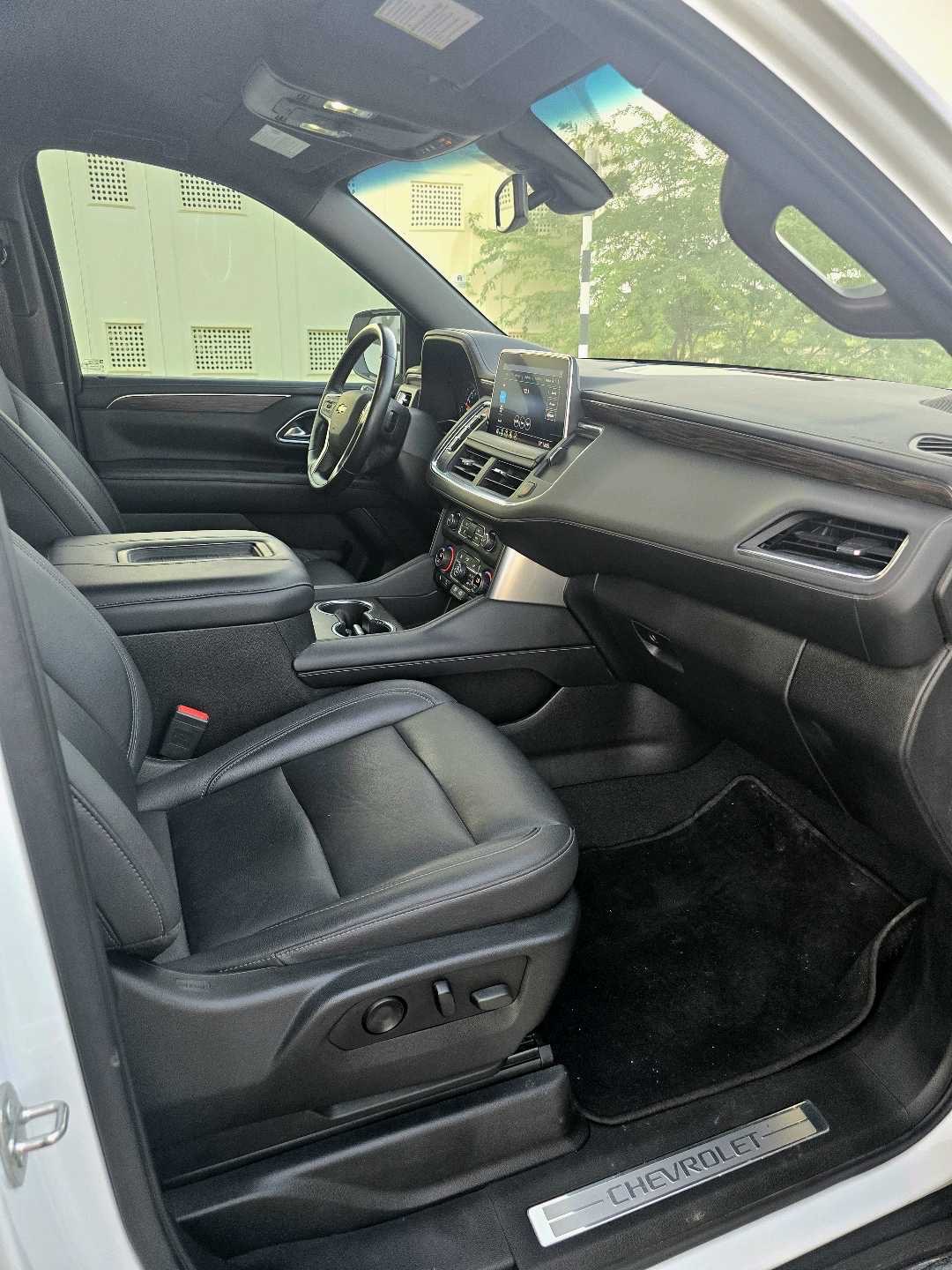 2021 Chevrolet Tahoe LT thumbnail 13