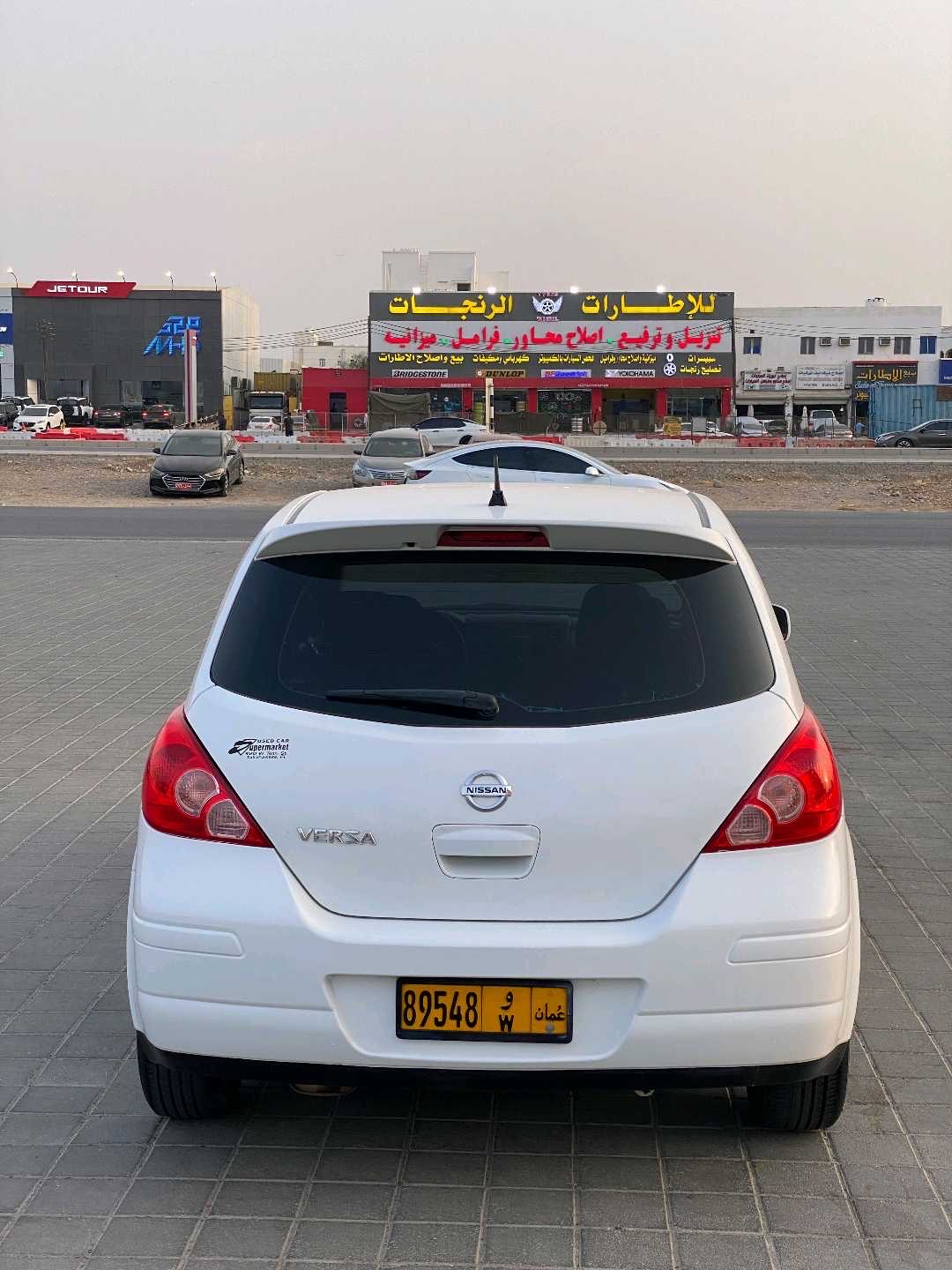 2012 Nissan Versa S thumbnail 3