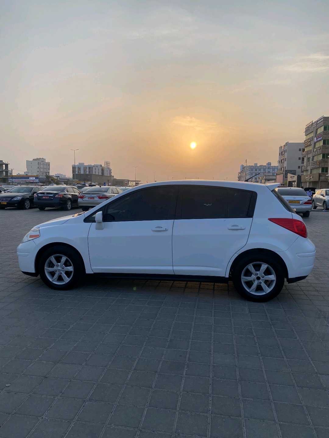 2012 Nissan Versa S thumbnail 7