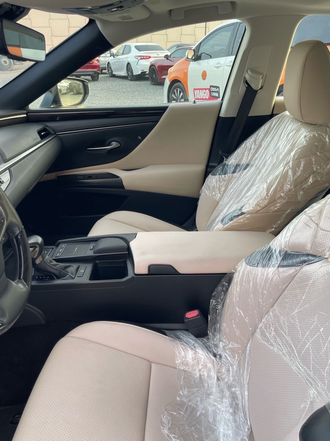 2020 Lexus ES 350 thumbnail 2