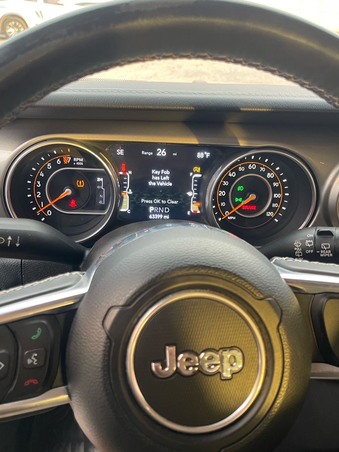 2018 Jeep Wrangler Sahara thumbnail 3