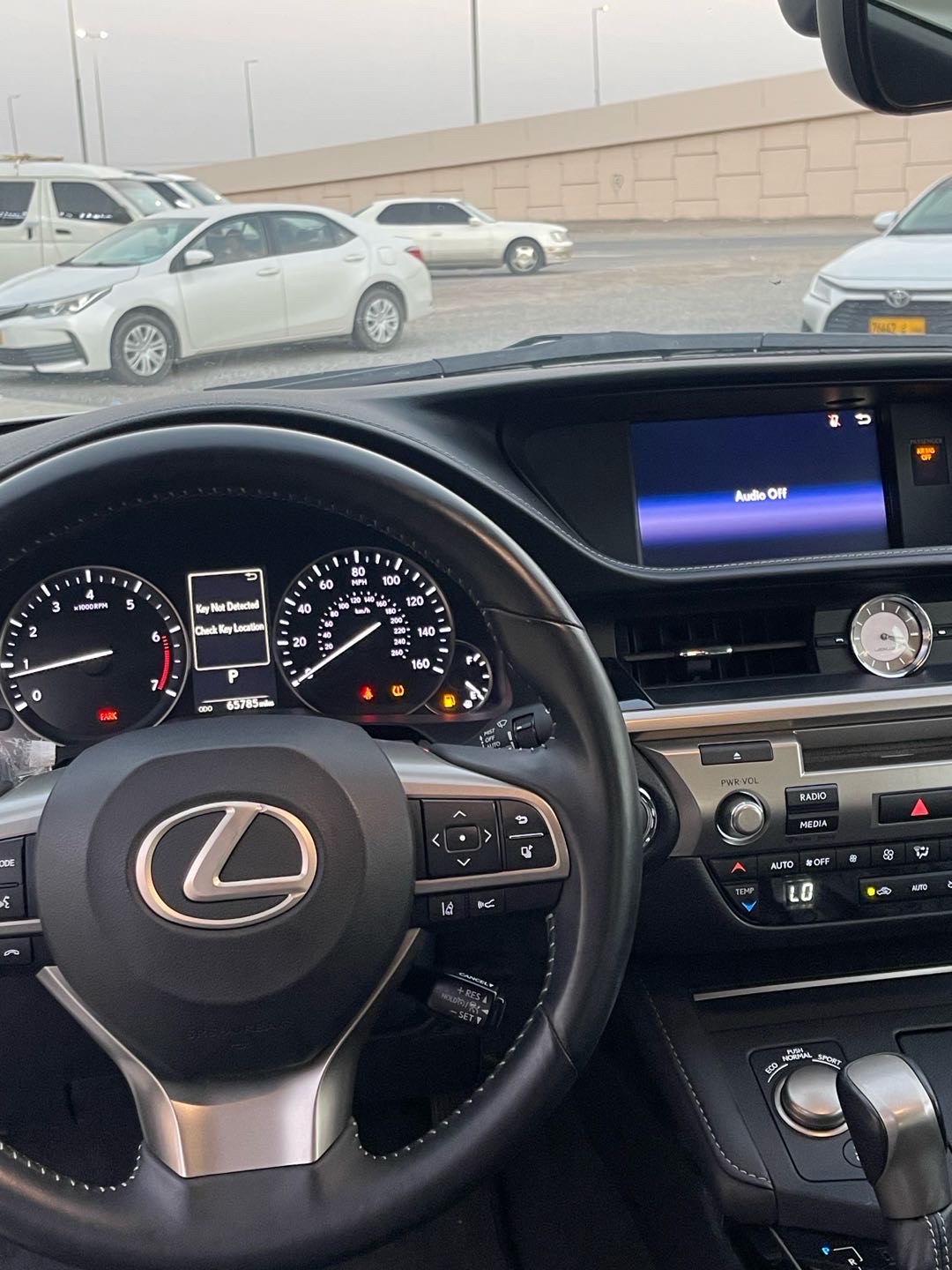 2017 Lexus ES 350 thumbnail 6