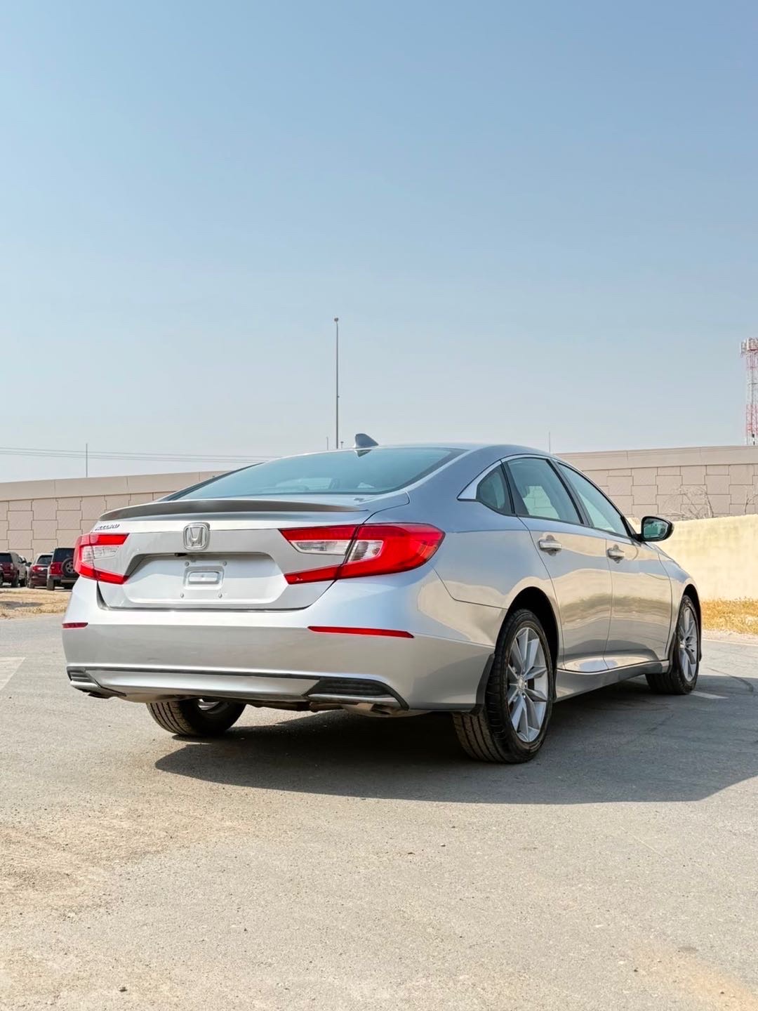 2021 Honda Accord LX thumbnail 5