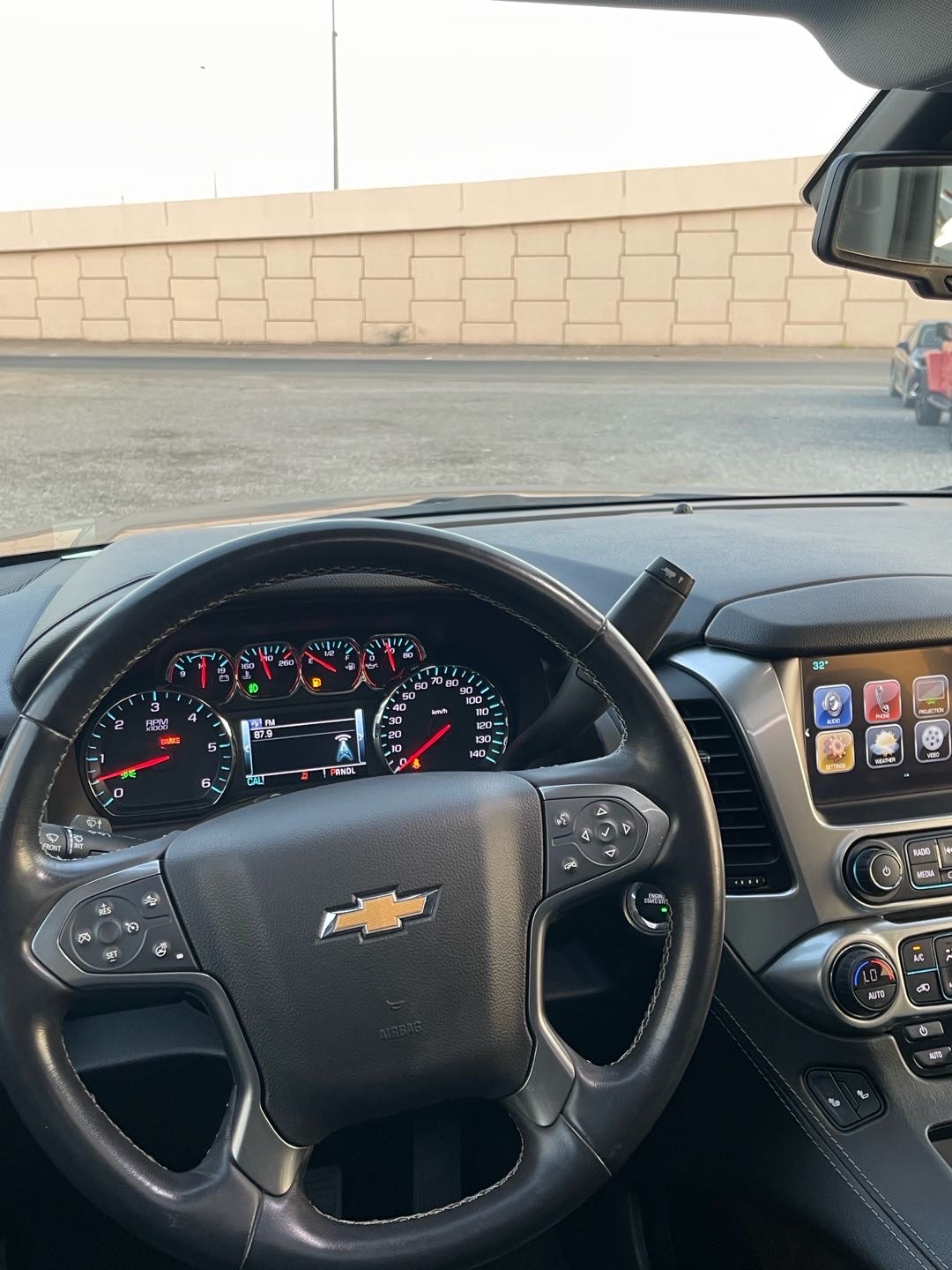 2020 Chevrolet Tahoe LT thumbnail 5