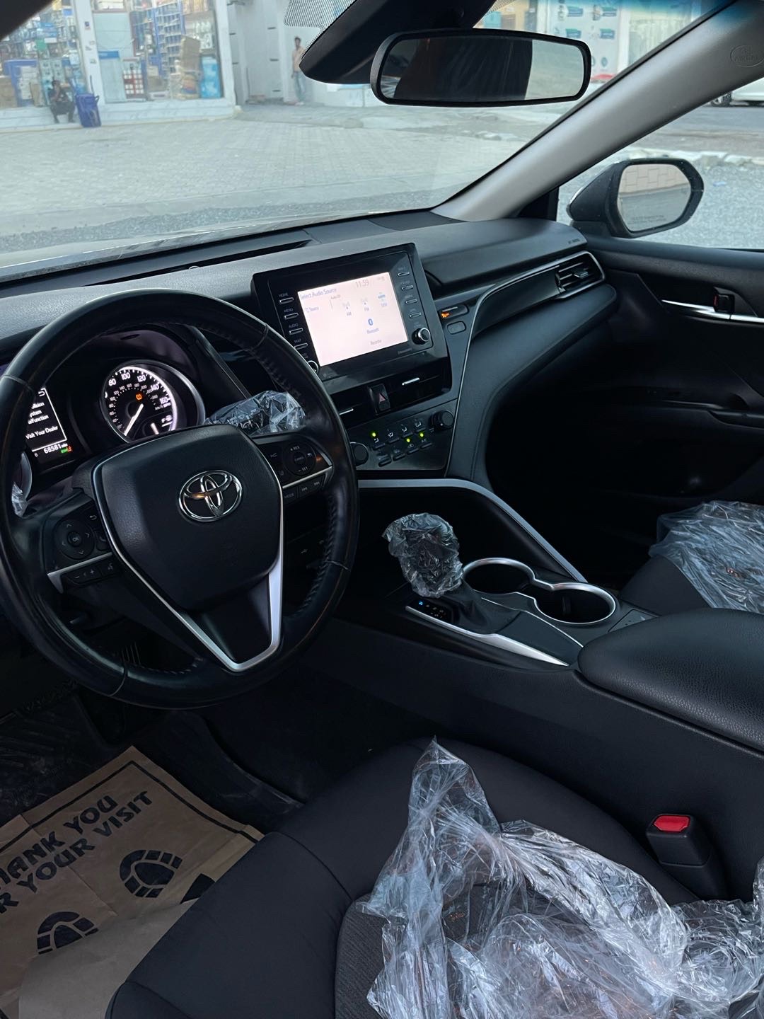 2021 Toyota Camry LE thumbnail 4