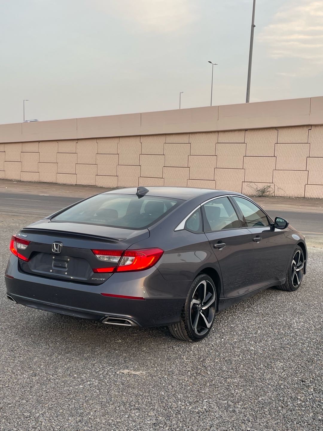 2020 Honda Accord Sport Hybrid thumbnail 4