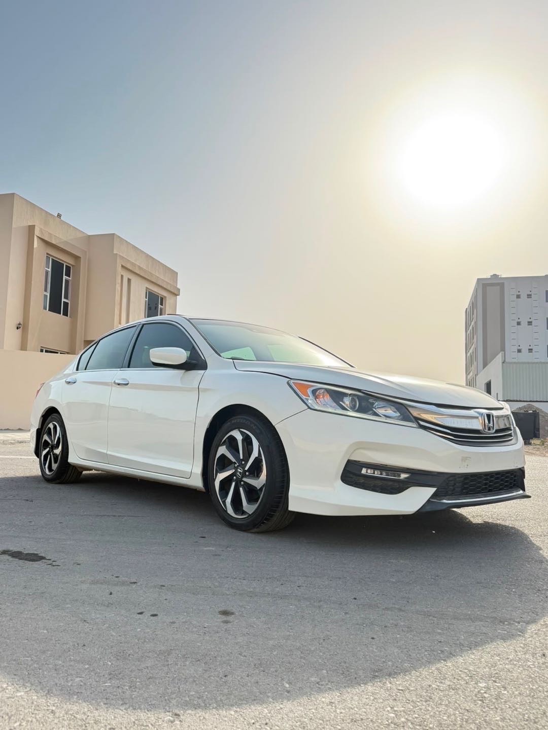 2017 Honda Accord EX-L thumbnail 5