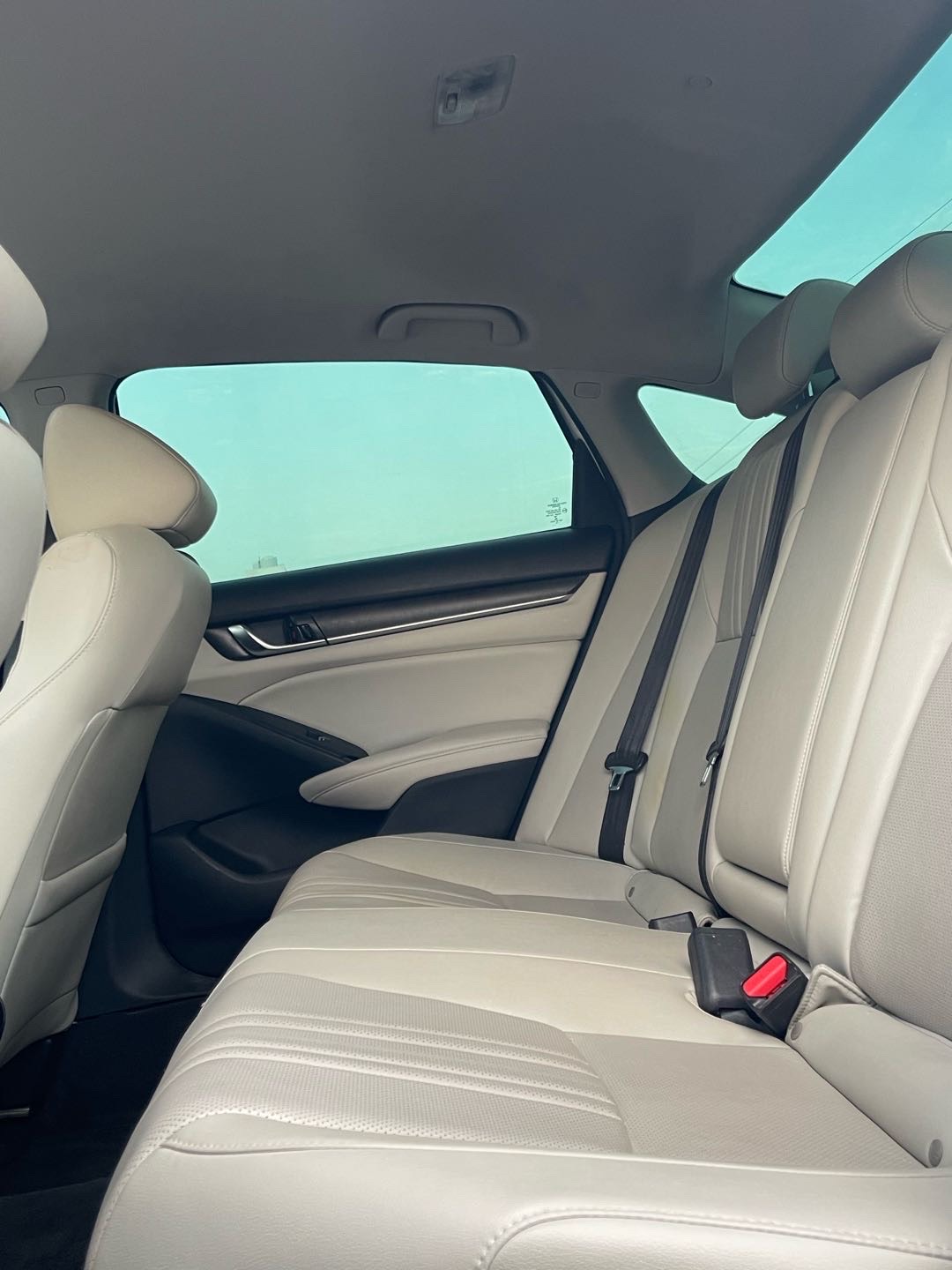 2018 Honda Accord EX-L thumbnail 8
