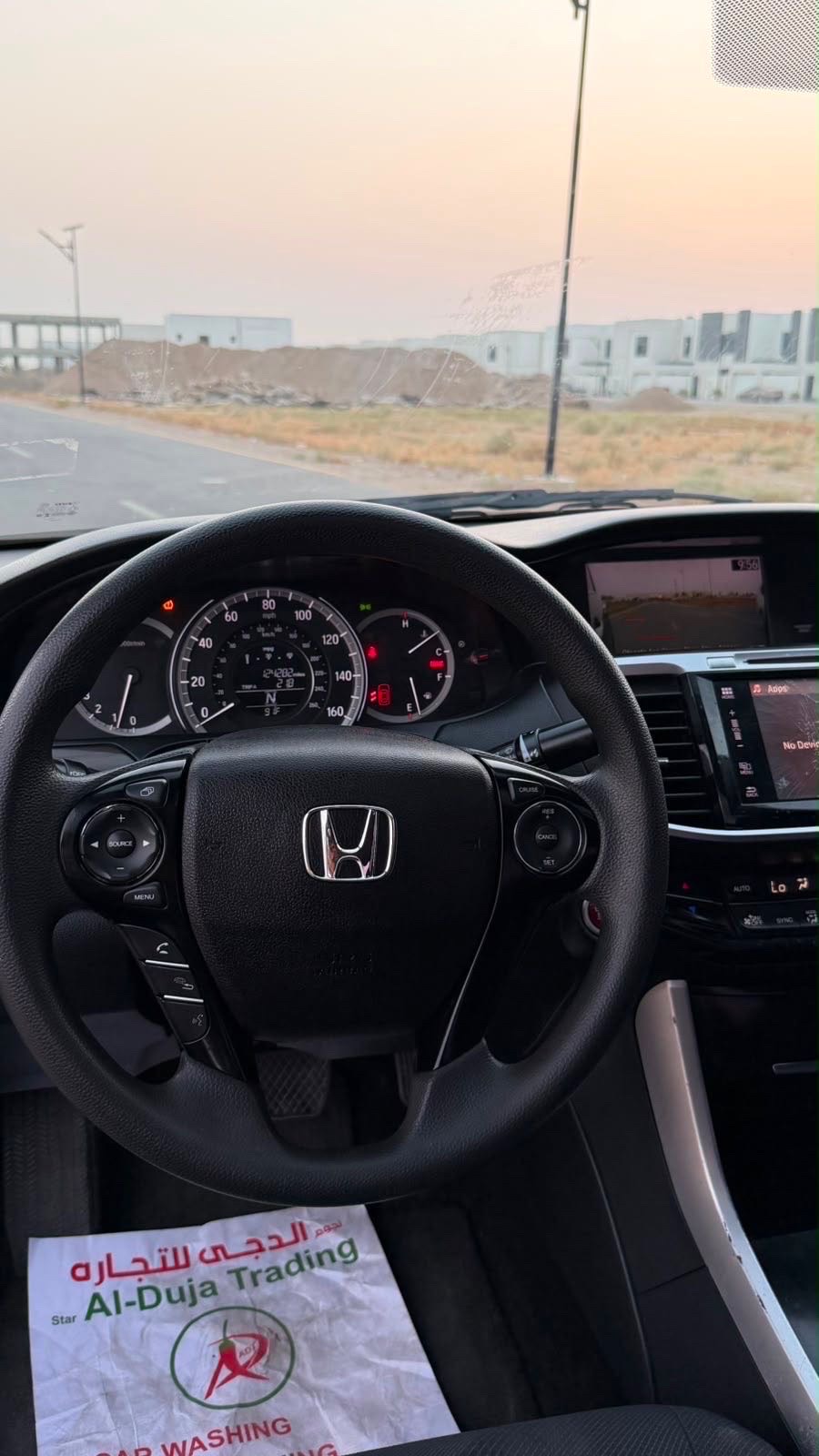 2017 Honda Accord EX-L thumbnail 4