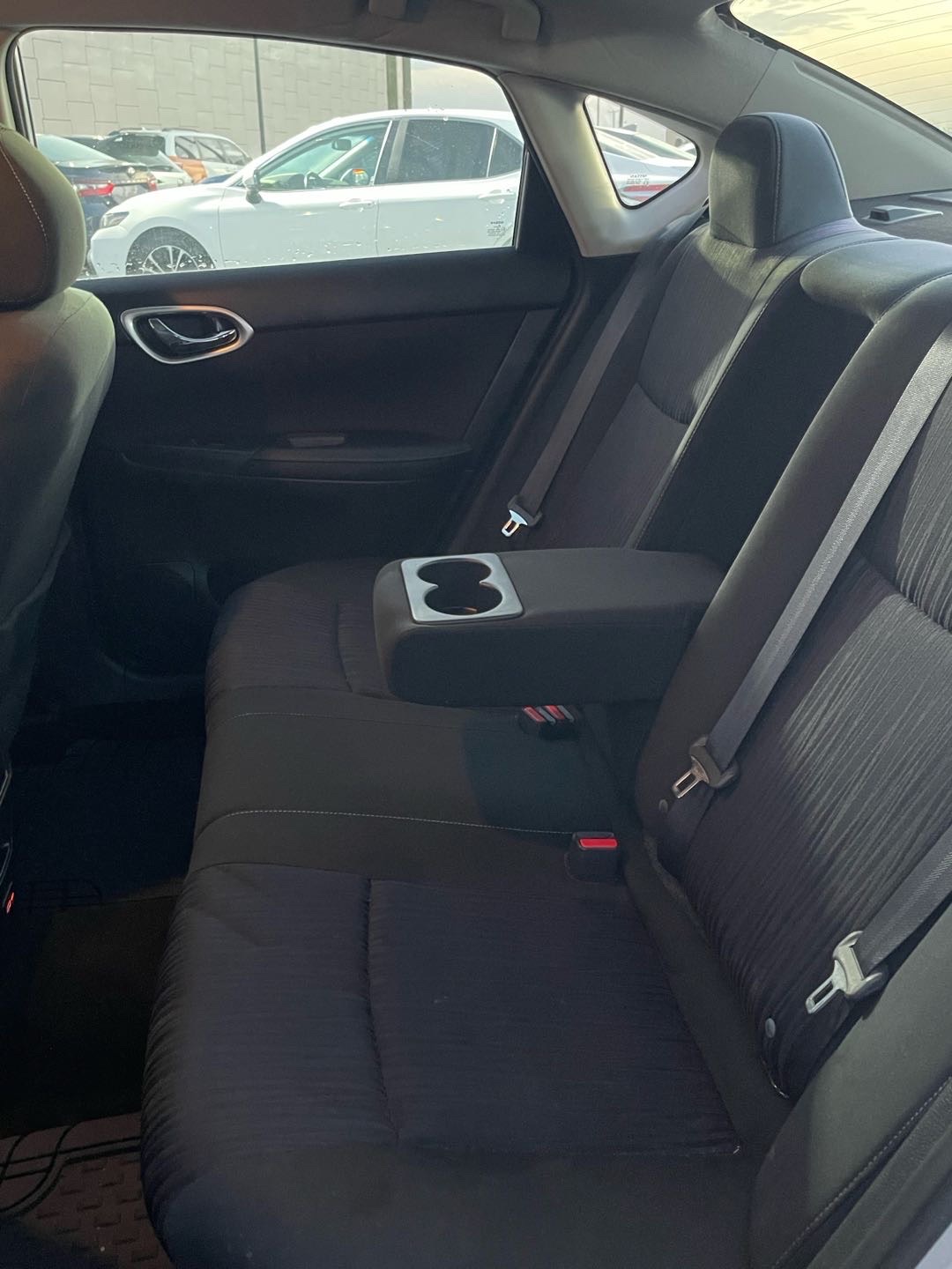 2019 Nissan Sentra SV thumbnail 5