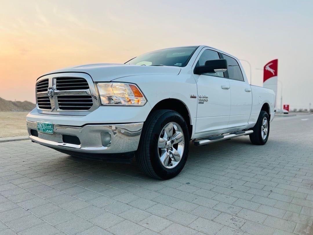 2019 Dodge Ram 330 thumbnail 2