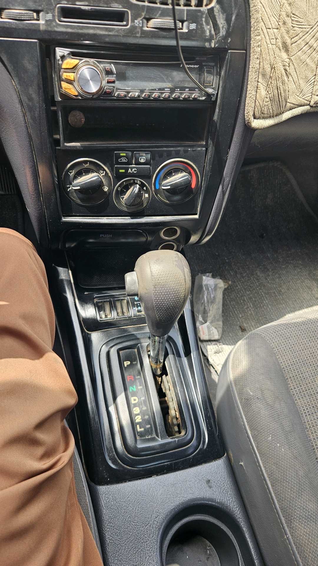 2006 Hyundai Elantra SE thumbnail 3