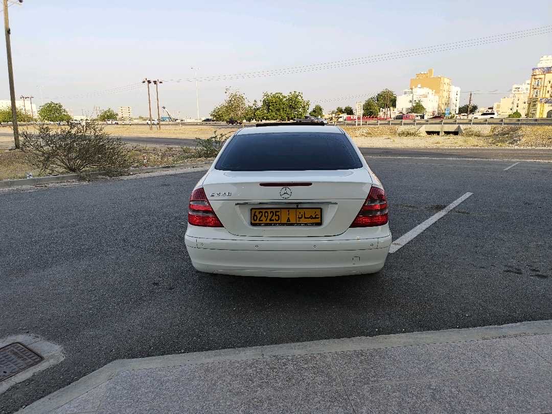 2004 Mercedes-Benz E-Class E 200 AMG Line thumbnail 12