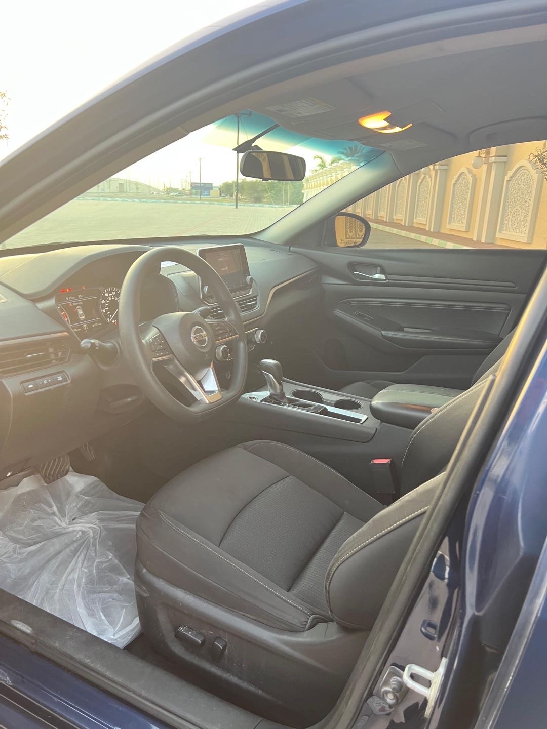 2020 Nissan Altima S thumbnail 3