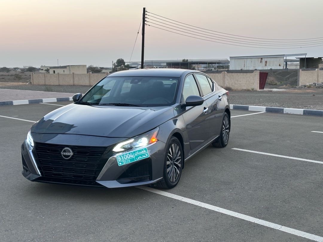 2023 Nissan Altima SV
