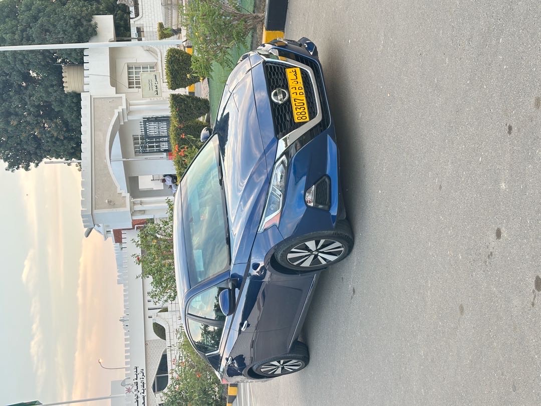 2020 Nissan Altima S thumbnail 2