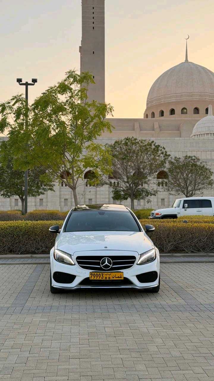 2018 Mercedes-Benz C-Class C 300 AMG Line thumbnail 13