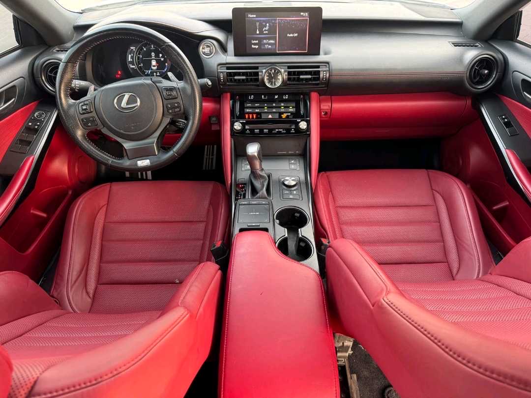 2023 Lexus IS 350 thumbnail 2