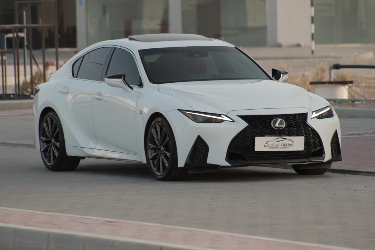 2023 Lexus IS 350 thumbnail 5
