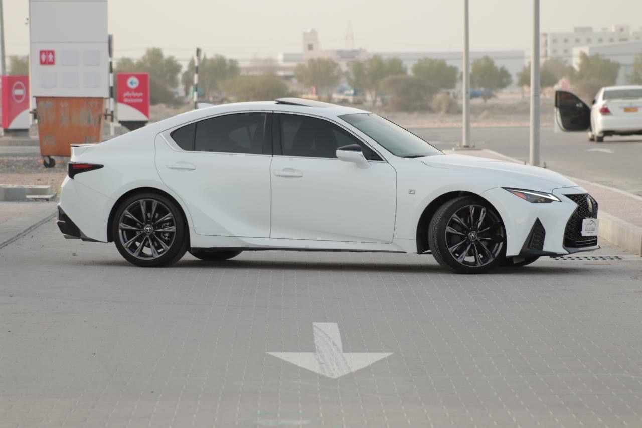 2023 Lexus IS 350 thumbnail 6