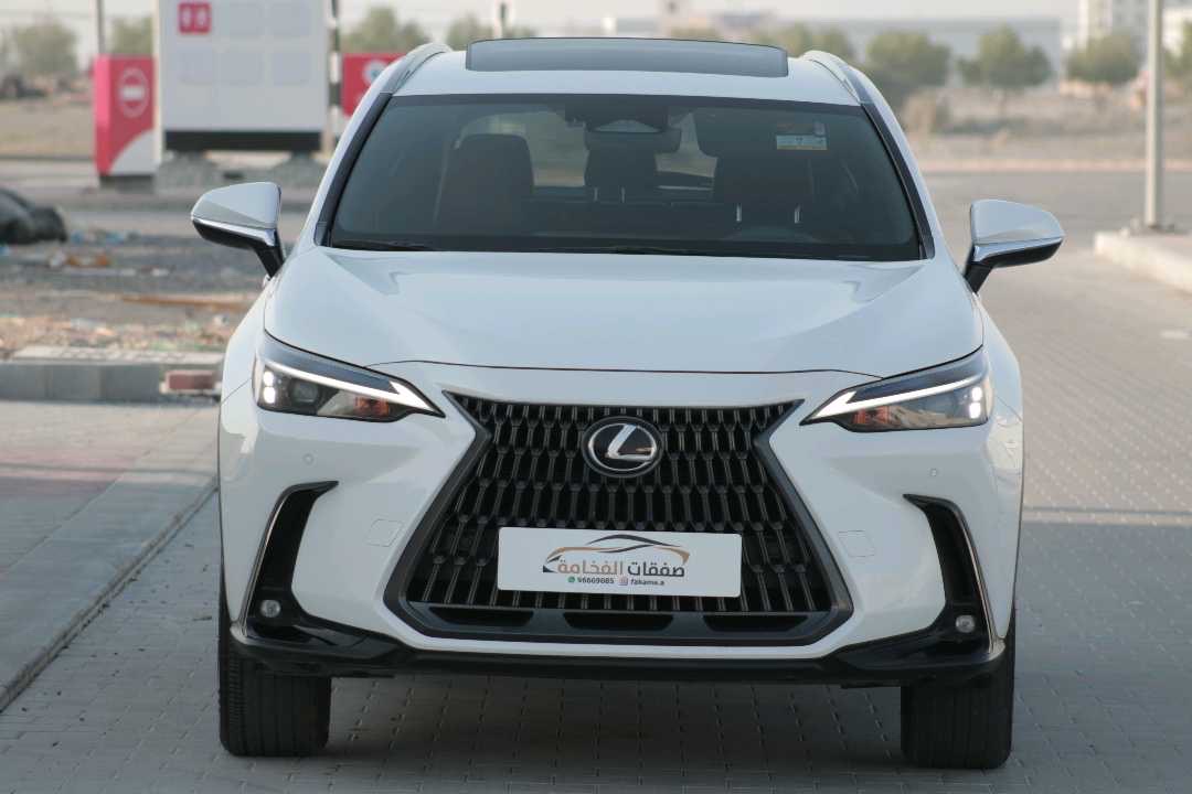 2023 Lexus NX 350 thumbnail 4