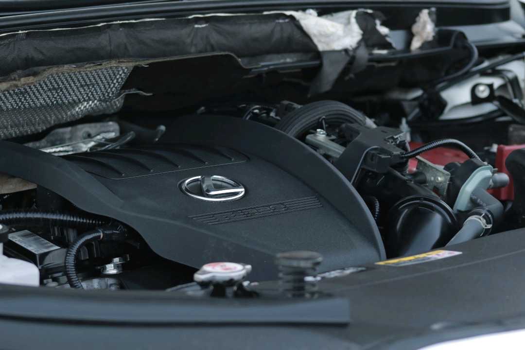 2023 Lexus RX 350 thumbnail 9