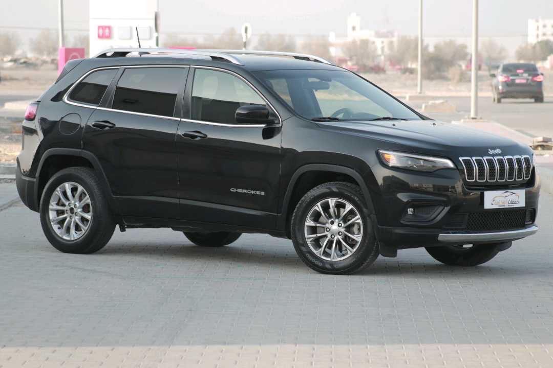2019 Jeep Cherokee Latitude thumbnail 3