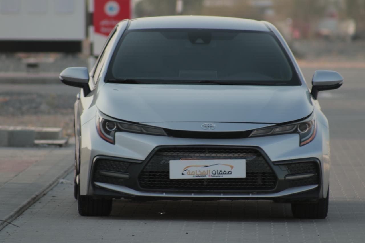2020 Toyota Corolla SE thumbnail 6