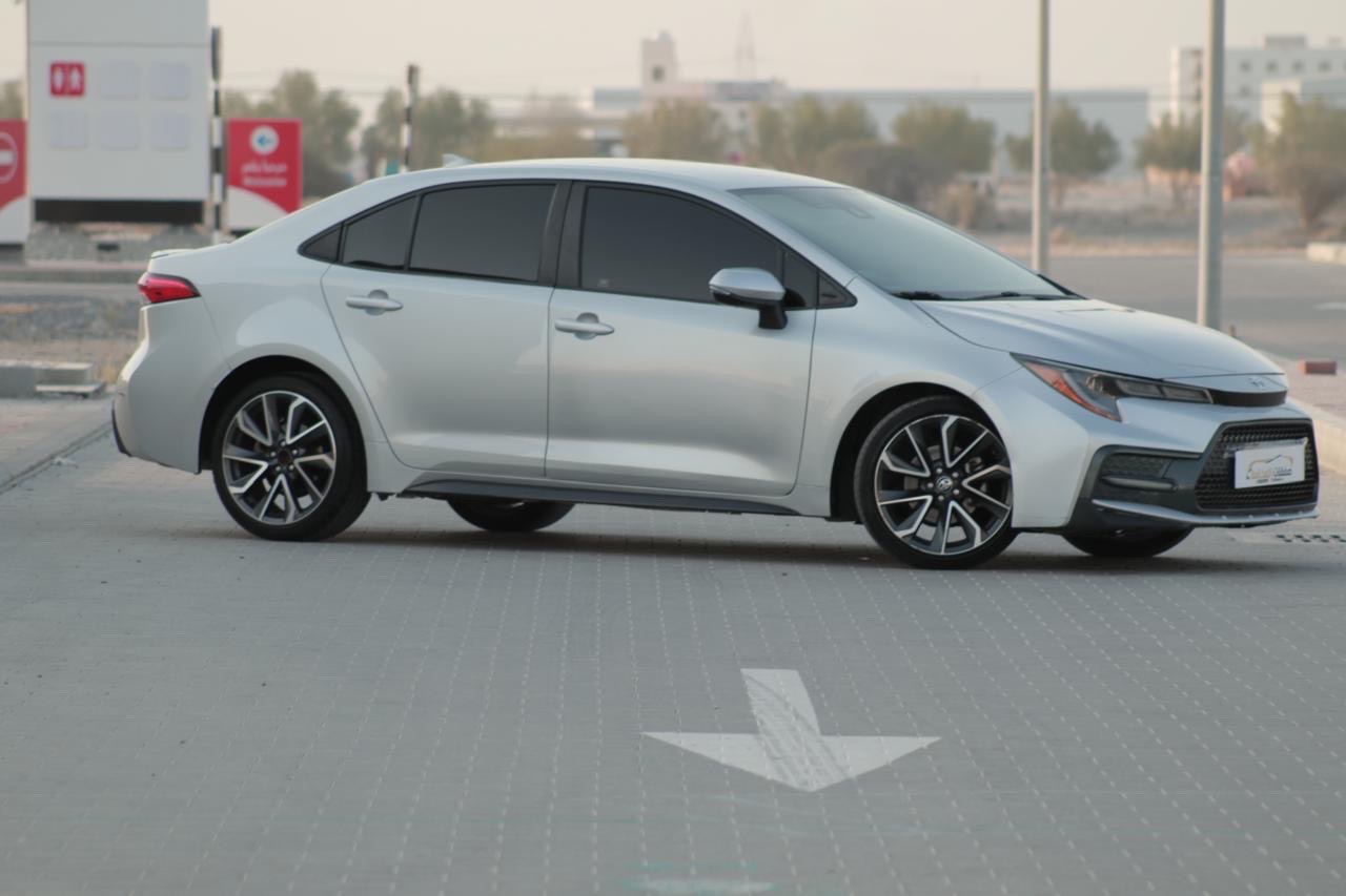 2020 Toyota Corolla SE thumbnail 7
