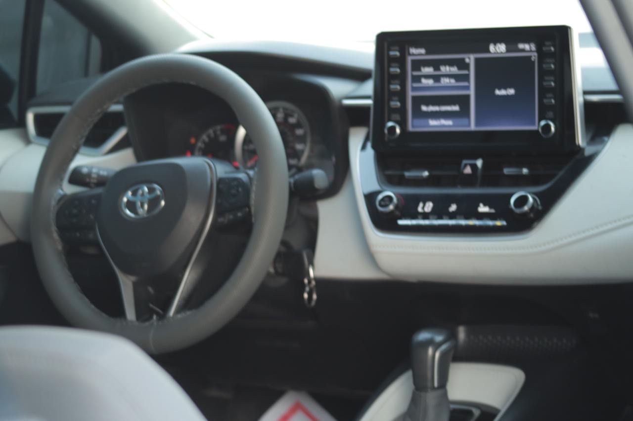2020 Toyota Corolla SE thumbnail 9