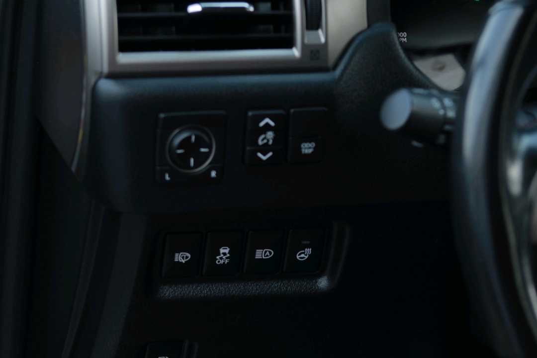 2021 Lexus GX GX 460 thumbnail 9