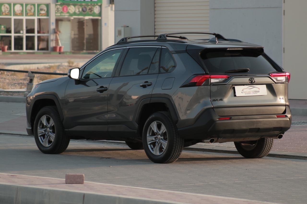 2022 Toyota Rav4 XLE thumbnail 10