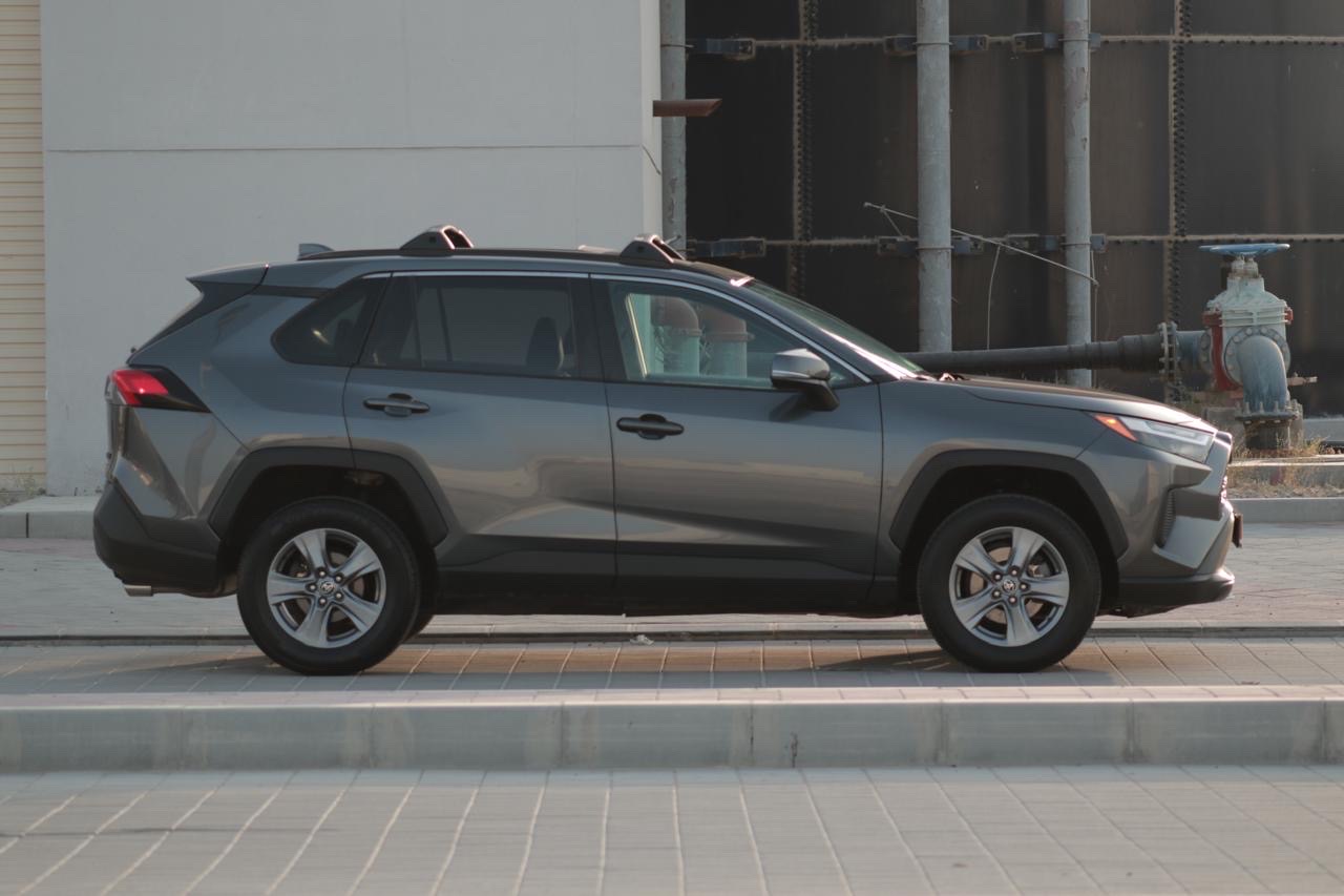 2022 Toyota Rav4 XLE thumbnail 11