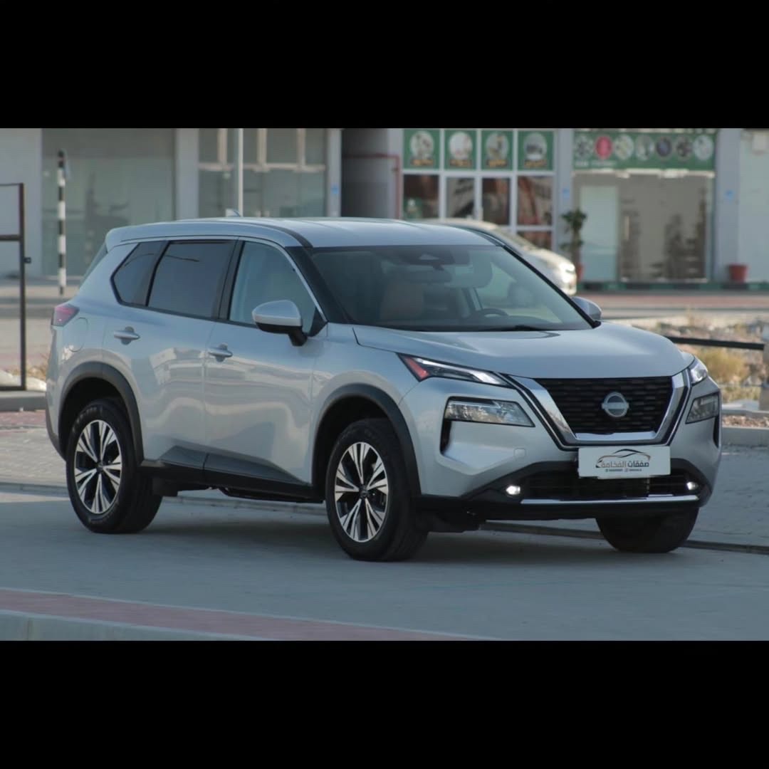 2023 Nissan Rogue SV thumbnail 7