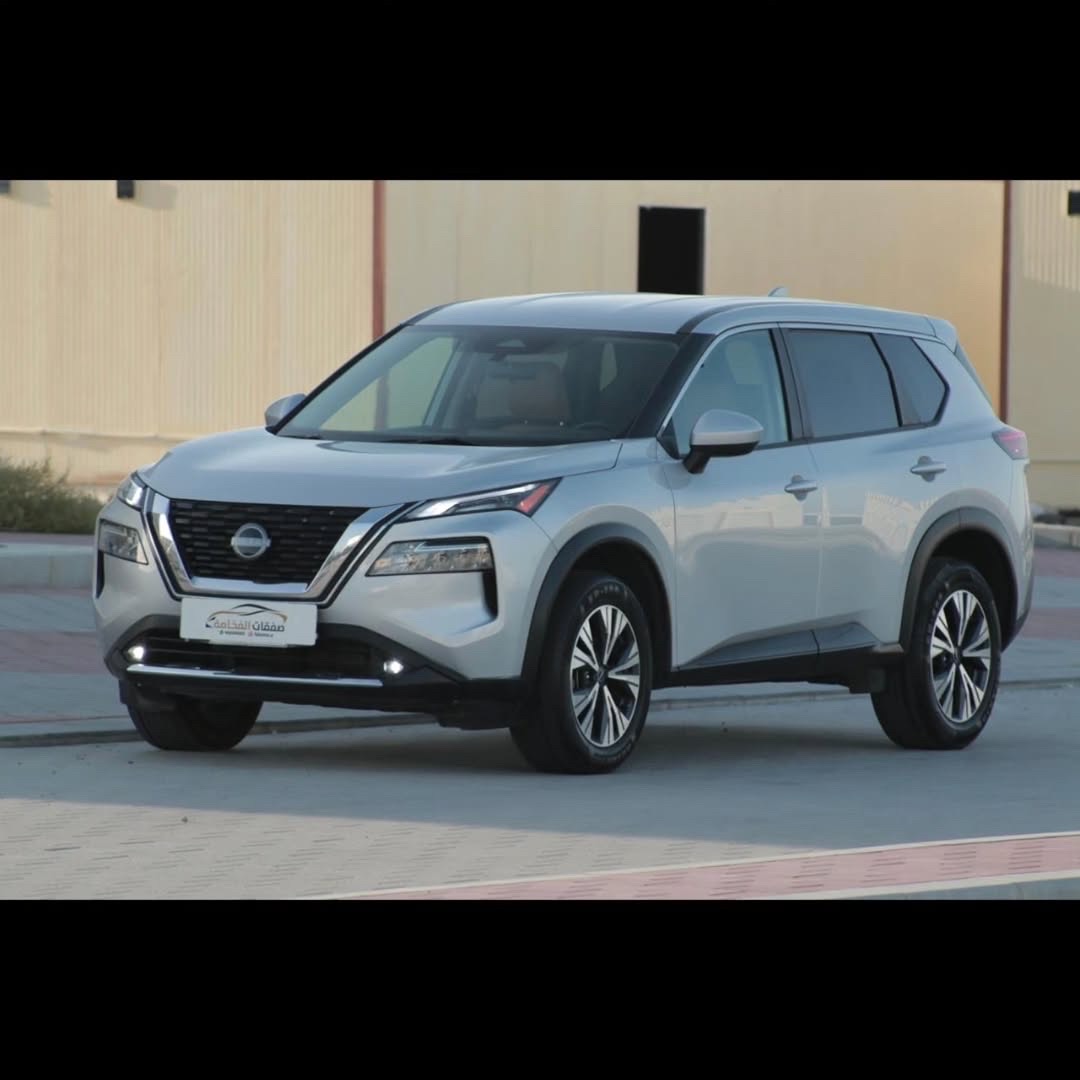 2023 Nissan Rogue SV thumbnail 10