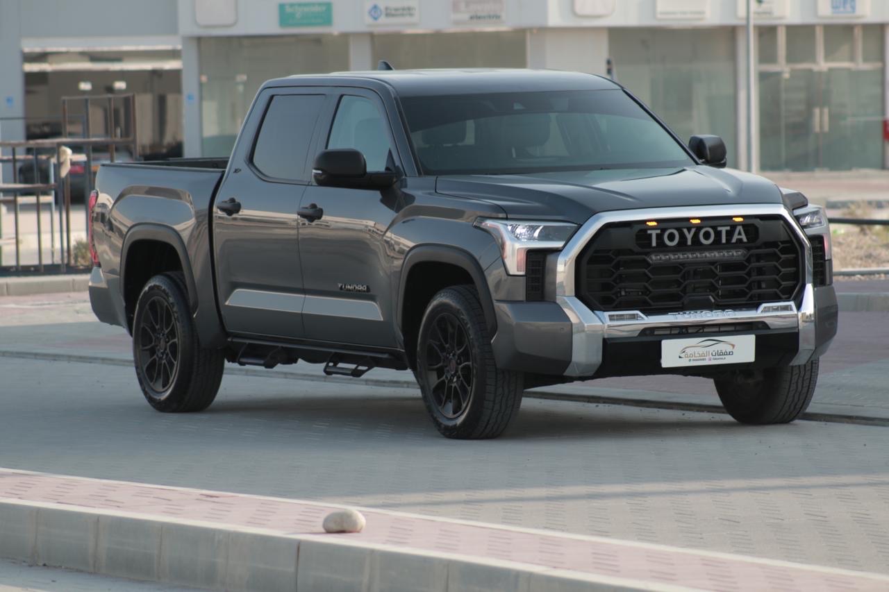 2023 Toyota Tundra TRD thumbnail 4