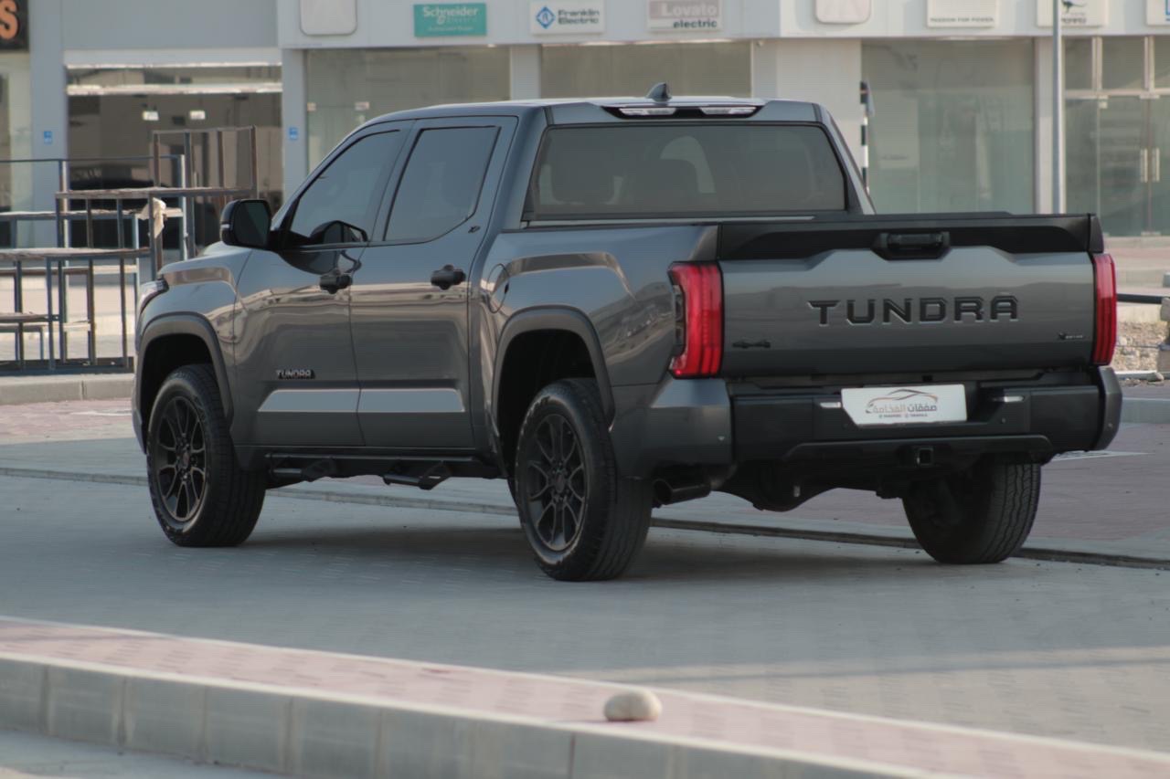 2023 Toyota Tundra TRD thumbnail 15