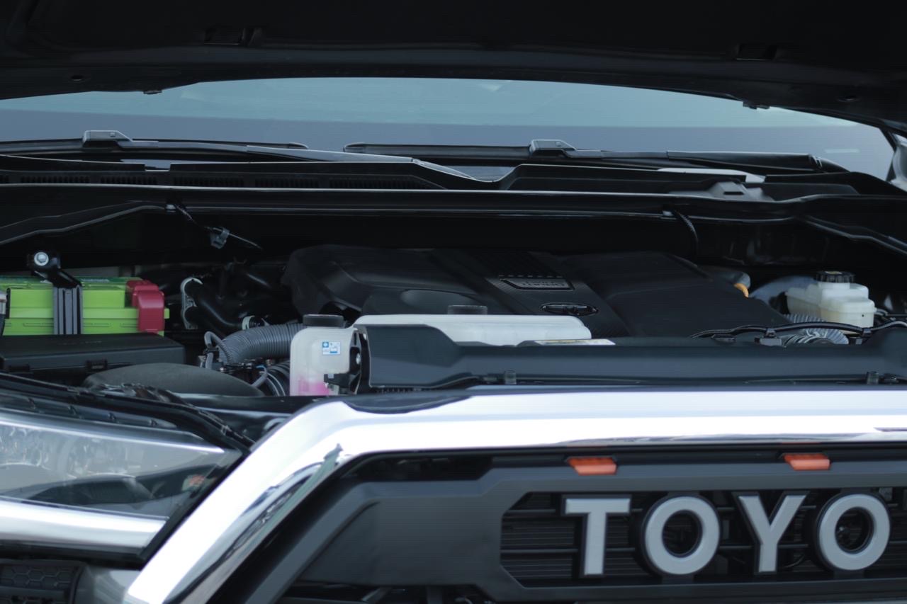 2023 Toyota Tundra TRD thumbnail 16