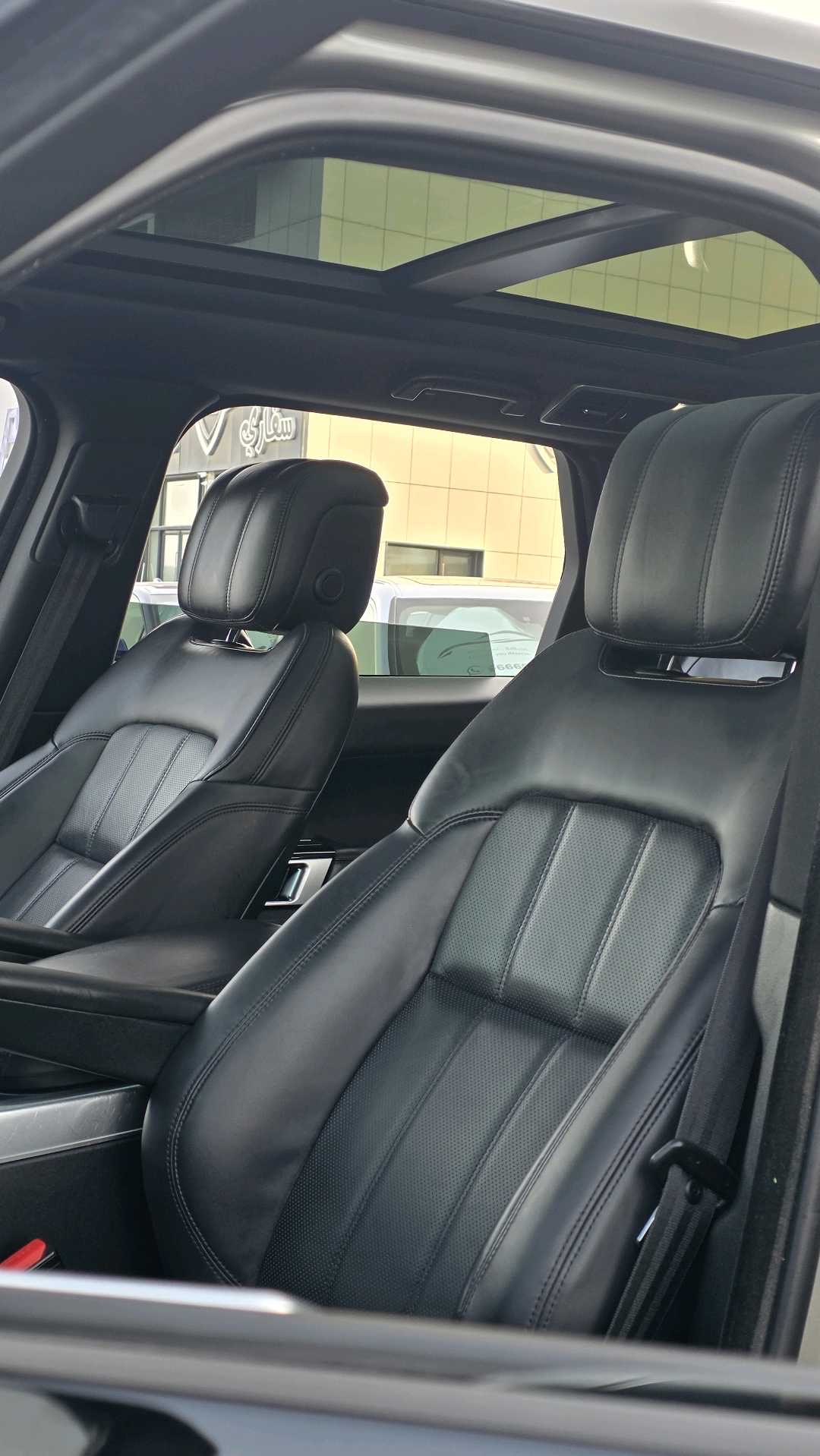 2020 Land Rover Range Rover Sport HSE thumbnail 24