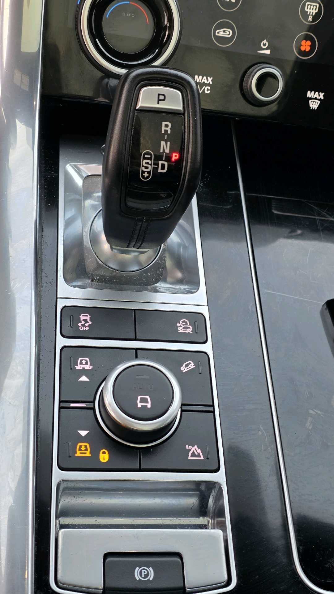 2020 Land Rover Range Rover Sport HSE thumbnail 27